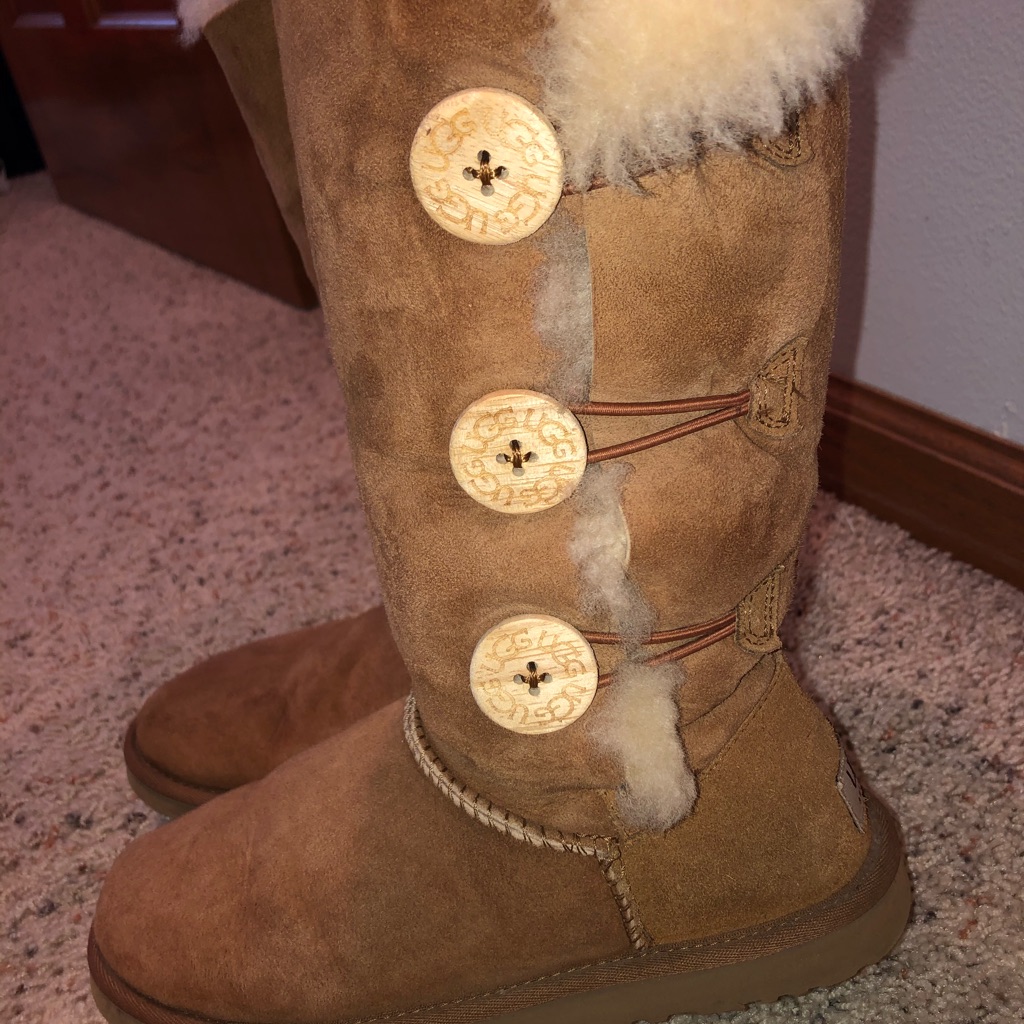 Basically New Uggs